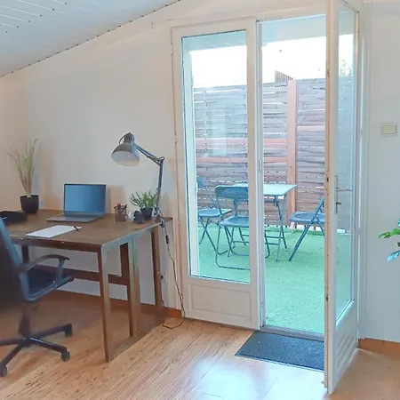 Apartment 54m2 Lumineux Avec Terrasse Au Coeur Des Minimes Metro